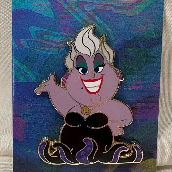 Disney Villain The Little Mermaid Ursula Cute Collectible Pin Enamel Pin NWT - Picture 1 of 4